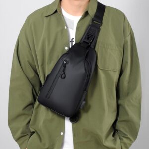 OUMANTU 0126 Outdoor Large Capacity Breathable Waterproof Shoulder Crossbody Chest Bag