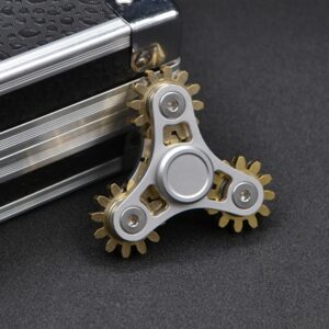 Linkage Fidget Spinner Decompression Toy, Four Gear(Silver), Four Gear(Black), Four Gear Upgraded Version(Black), Four Gear Upgraded Version(Silver), Four Gear Upgraded Version Ink(Blue)